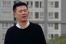 逆爱：男子怀疑男孩身份，捡起带男孩血迹的纸巾，去做亲子鉴定