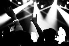 十几年前听过的日本神曲So far，不知道还有没有人记得这首曲子！