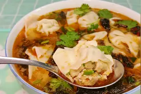 千里香馄饨飘香好吃的关键是秘制料油和鲜汤的做法，详细教会你视频封面