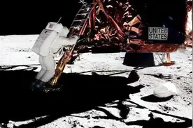 美国计划重返月球！2分钟回顾美国阿波罗登月计划视频封面