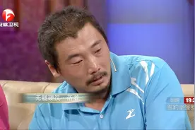 鲁豫：人无双腿该如何生活？无腿硬汉现场讲述生活的苦与乐，心酸视频封面