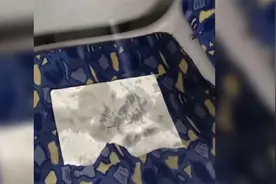 大连一女孩公交上湿了裙子，随后......视频封面