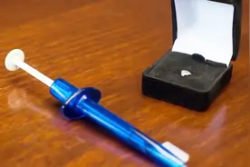 加拿大又火了，发明仿生眼镜，10秒恢复视力，再也不担心近视了！视频封面