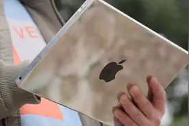 全球首台macOS平板电脑:艾Pad