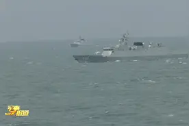 黄海海域 多艘新型驱护舰艇海上全训考核视频封面
