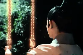 神兵：男子用神笔随意一挥，就出现两件金锏神兵，威力无穷视频封面