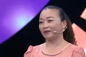 门当户对：51岁单身阿姨来相亲，道出往事，导师：她是坚强的女人视频封面