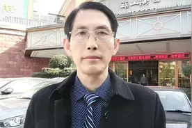 在艰辛历练中写好人生满意答卷视频封面