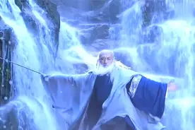 华山派四大高手排名，风清扬仅排第二，岳不群垫底，武侠！视频封面