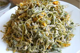 “正月茵陈二月蒿，三月只能当柴烧”，春天野菜白蒿最好吃的做法视频封面