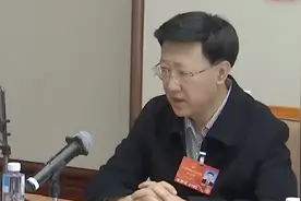 罗佳明代表：国家要进一步加大对货车“司机之家”建设的支持力度视频封面