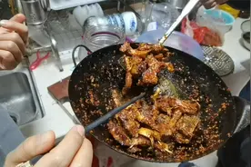 今天登门拜师学来的湖南正宗辣鱼做法，太有食欲啦，视频封面
