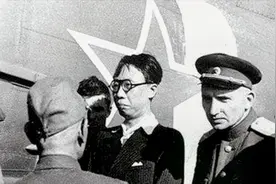 溥仪被苏联关押的五年，疗养院般的生活，都不想回国了视频封面