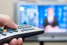 50岁请注意！科学研究表明:每天看电视超3.5小时或致记忆力下降视频封面