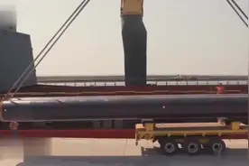 国外的大型天燃气管道现场施工视频封面