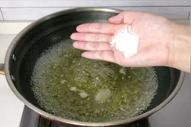 不管多难煮的绿豆，锅里丢一把，10分钟软烂开花，比饮料好喝视频封面