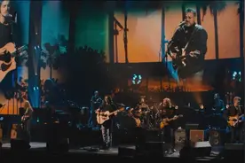 其实老鹰乐队还有一首经典《Take it easy》，欢快愉悦，给人释然视频封面