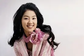 韩智慧：与李东健相恋3年遭痛甩，与圈外人婚后10年产女视频封面