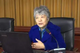 李玫瑾泰和专题讲座：青少年成长与家庭教育视频封面