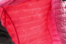 又学会一招，羽绒在衣服里乱跑，这样做轻松解决问题视频封面