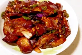 蒜香茄子这样做，加上万能料汁，酸甜可口，美味又下饭视频封面