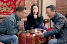 谢霆锋佘诗曼搞笑互动，谢霆锋被算命说是王子，佘诗曼这句话亮了视频封面
