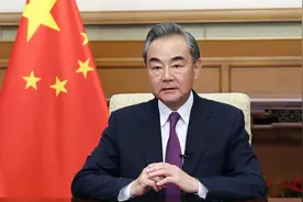 9月8日，地点北京，王毅出席一场重要活动，对世界发出中国强音视频封面