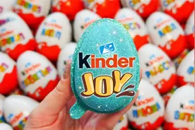 儿童奇趣蛋，有巧克力糖、积木玩具的惊喜视频封面