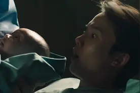 男人怀孕竟然生下一名女婴视频封面