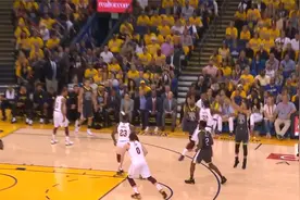 NBA总决赛G2经典回顾：18年库里刷新总决赛单场三分命中纪录视频封面