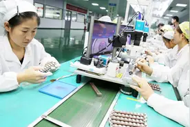 世界上的手机大多数来自这3个国家，其他国家都不生产手机吗？视频封面