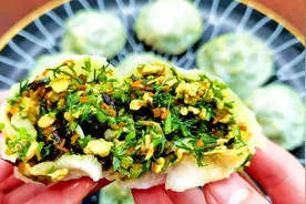 茴香别包饺子了，教你新吃法，鲜美营养，出锅给肉都不换，真解馋视频封面