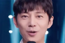 何炅拥抱吴昕令人破防，全新节目开播，揭秘快乐大本营停播原因视频封面