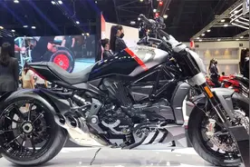 2022 款 Ducati XDiavel “大魔鬼” 车展实拍视频封面
