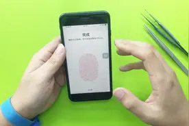 收到一部iPhone8Plus，指纹录入失败返回键失灵，是哪里的故障？视频封面
