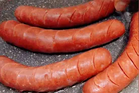 自制火腿肠，细腻Q弹，好吃零添加，孩子越吃越想吃