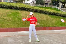 鬼步舞《友情岁月》0度的天气，你敢短袖室外跳舞吗