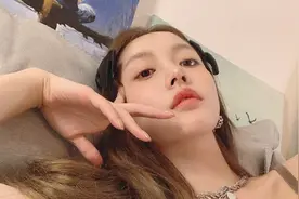 姜贞羽深夜发文回应恋情？文字深情有内涵，被指疑似女同身份？