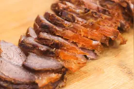 酱牛肉的家常做法，配料简单，牛肉酱香软嫩不塞牙，真好吃