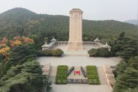 国防大学联合勤务学院原创MV《青山》 缅怀先烈视频封面
