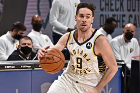 【最佳球员】麦康奈尔16+13+10断，半场9记抢断刷新NBA纪录视频封面