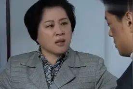 十五：肖云海欺负老太太，不料老太太身份不一般，竟是军分区政委视频封面