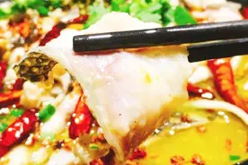 吃鱼时，第一口吃哪个部位，就能看出你的“档次”，赶紧学起来！视频封面