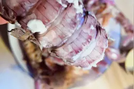 清蒸肥美皮皮虾（爬虾）教你正确的做法，吃海鲜怎么能少了三合油视频封面