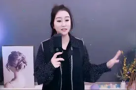 菲儿演唱《杀猪刀》岁月真的就像一把刀，慢慢的削掉了我们的青春