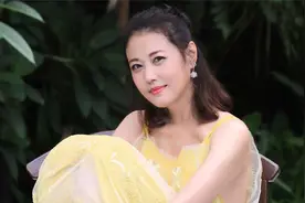 周海媚：情途坎坷，为了小男友定居北京，而今情感感悟让人落泪视频封面