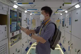 “天宫”里面长啥样？来1：1模型内部一探究竟视频封面