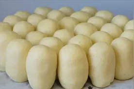 爱吃粘豆包不会做？记住这2点，软糯筋道不塌陷不粘牙，过年必备