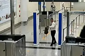 辐射超标近千倍！女子携“能量石”入境触发核辐射仪器报警视频封面