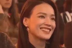 搞笑配音：一双鞋少了一只是不值钱的，所以你的另一半很重要视频封面